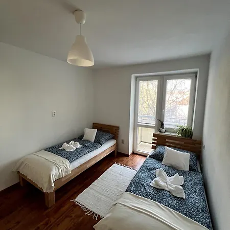 Pri Stanici Apartment *