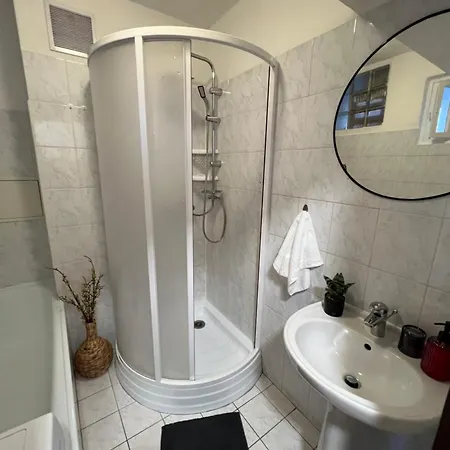 Pri Stanici Apartment
