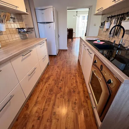 Lägenhet Pri Stanici *